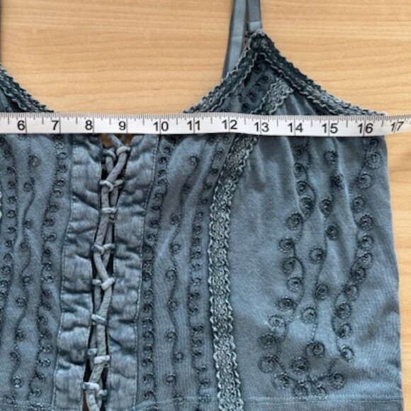 NWT Urban Outfitters Melody Embroidered Lace-Up Cami Size M - Picture 10 of 10